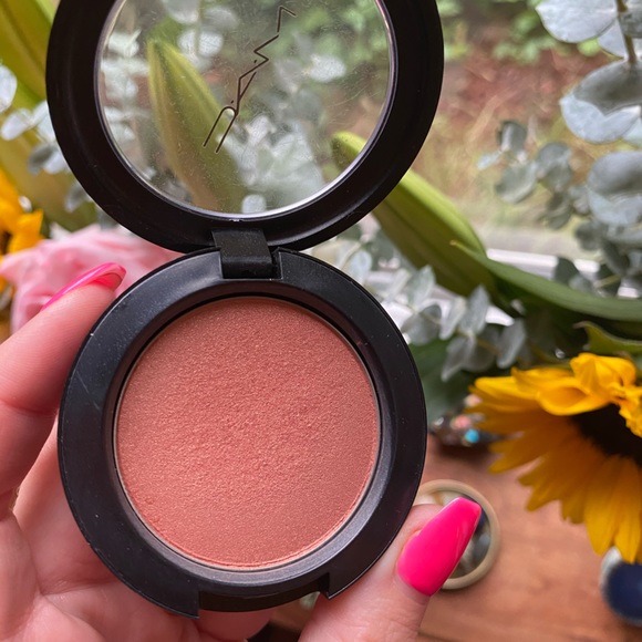 MAC Cosmetics Other - MAC peachtwist blush 🍑